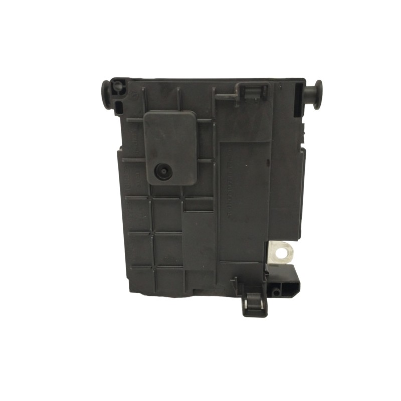 CAJA RELES / FUSIBLES