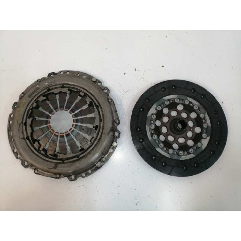 Recambio de kit embrague para opel corsa d essentia referencia OEM IAM   