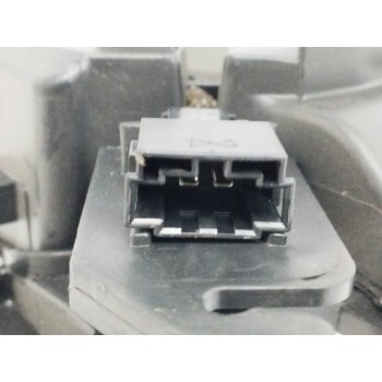 Recambio de no identificado para audi a6 berlina (4f2) 2.0 tdi referencia OEM IAM 4F0035382B ALTAVOZ SUBWOOFER 