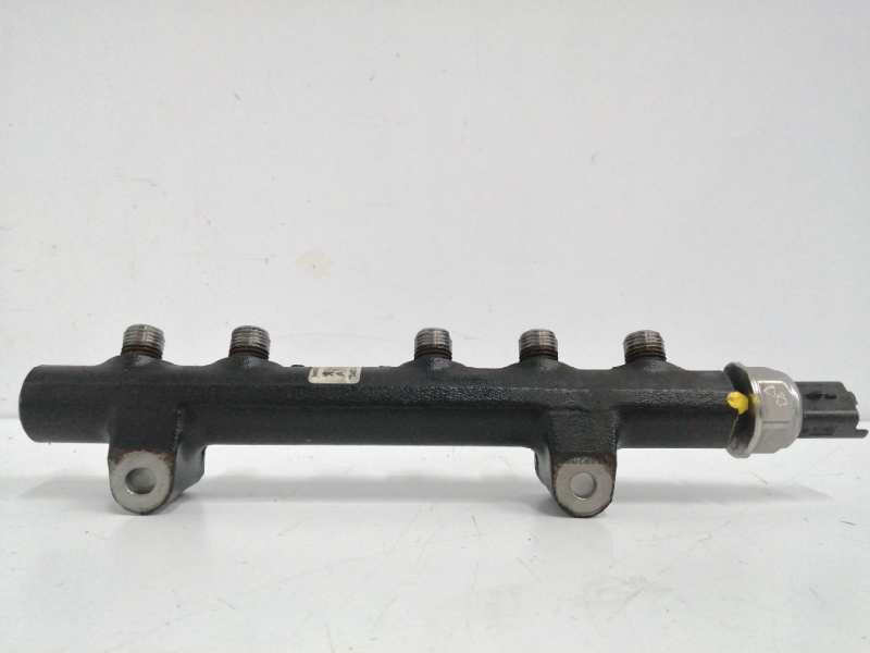Recambio de rampa inyectora para ford focus lim. (cb8) trend referencia OEM IAM 9685297580 R9144Z290B 