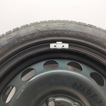 Recambio de neumatico repuesto para volkswagen jetta (1k2) 1.9 tdi referencia OEM IAM 1K0601027J 6,5JX16H2 ET50 5H 5X115