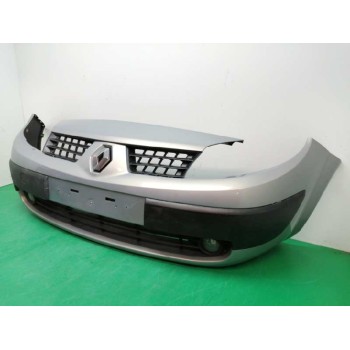 Recambio de paragolpes delantero para renault scenic ii 1.6 16v referencia OEM IAM 8200139528  