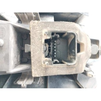 Recambio de piloto trasero derecho para renault scenic ii 1.6 16v referencia OEM IAM 8200127702G  