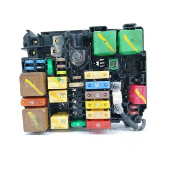 CAJA RELES / FUSIBLES 9804848480 