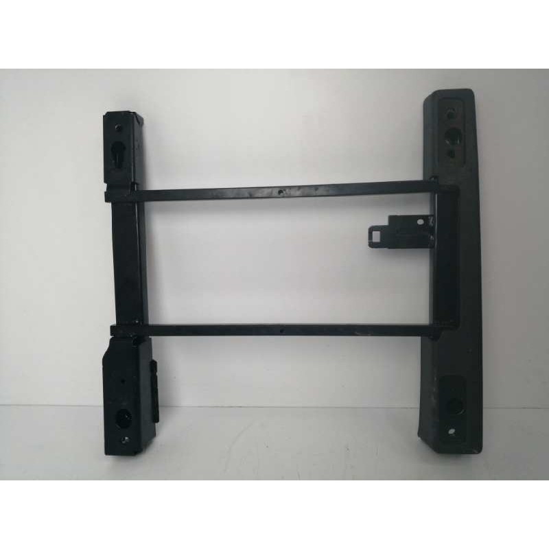 Recambio de no identificado para opel crossland x 1.2 referencia OEM IAM 39180528 BASE ASIENTO DELANTERO DERECHO 