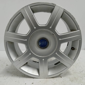 Recambio de llanta para fiat idea (135) 1.4 referencia OEM IAM 50901185 6JX16H2 C40 4H 4X98