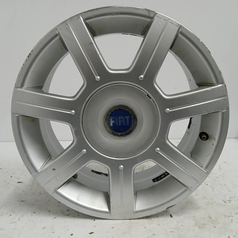 Recambio de llanta para fiat idea (135) 1.4 referencia OEM IAM 50901185 6JX16H2 C40 4H 4X98