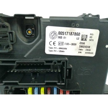 Recambio de caja reles / fusibles para fiat grande punto (199) 1.4 cat referencia OEM IAM 00517187860 28024248 