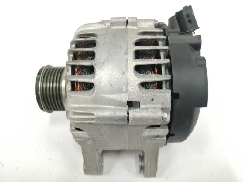 Recambio de alternador para opel corsa f 1.2 referencia OEM IAM 9826574080 ENCHUFE DAÑADO CL12