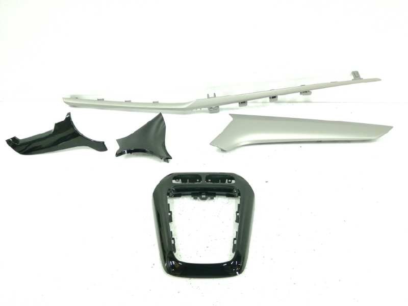 Recambio de moldura para opel corsa f 1.2 referencia OEM IAM 529131017 KIT SALPICADERO Recambio de moldura para opel corsa f 1.2 referencia OEM IAM 529131017 KIT SALPICADERO
