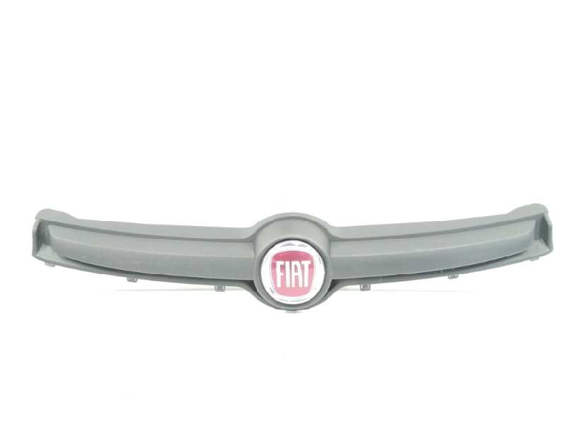 Recambio de rejilla delantera para fiat panda (319) 1.3 16v m-jet cat referencia OEM IAM 735520656 Recambio de rejilla delantera para fiat panda (319) 1.3 16v m-jet cat referencia OEM IAM 735520656