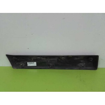 Recambio de moldura para renault master desde ´98 caja cerrada, techo elevado l2h2 rs 3578 referencia OEM IAM 7701692581 DERECHA