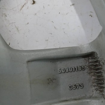 Recambio de llanta para fiat idea (135) 1.4 referencia OEM IAM 50901185 6JX16H2 C40 4H 4X98