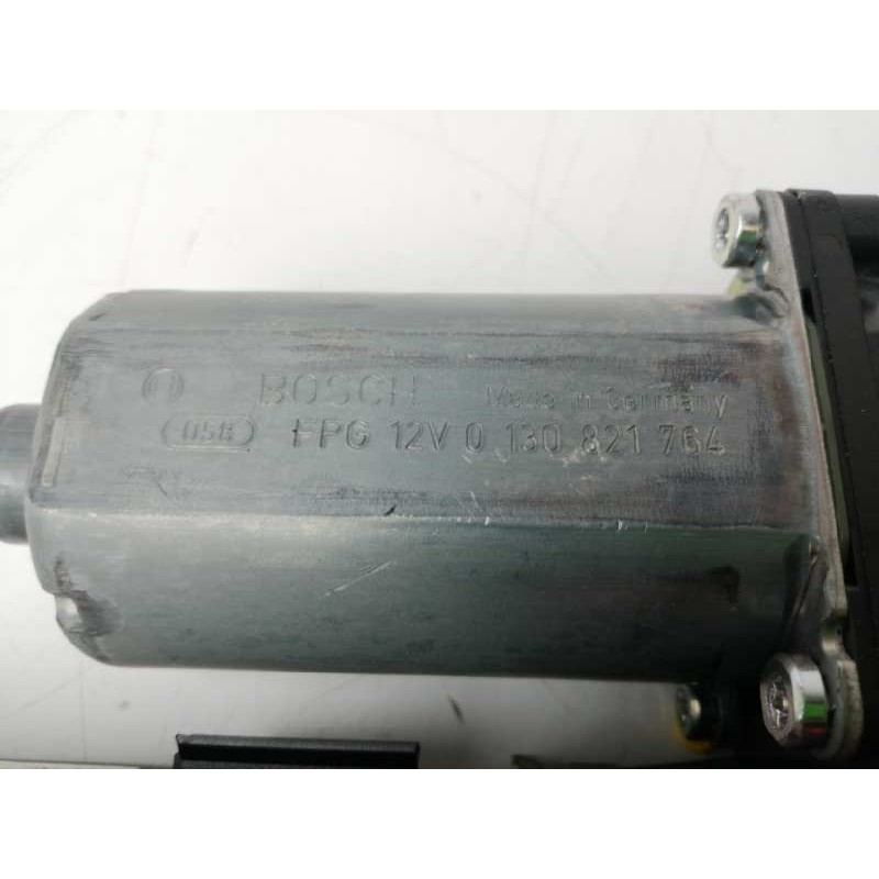 MOTOR ELEVALUNAS DELANTERO IZQUIERDO 0130821764 3D2959792E