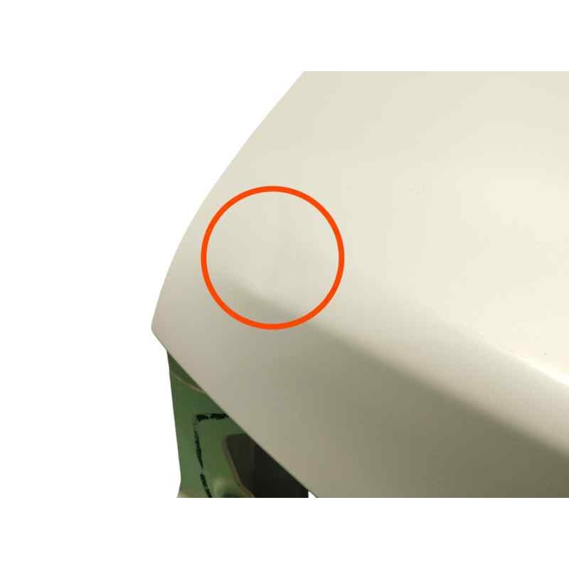 TAPA MALETERO NECESITA REPARACION