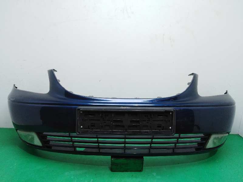 Recambio de paragolpes delantero para chrysler voyager (rg) 2.4 cat referencia OEM IAM 04857388AA  