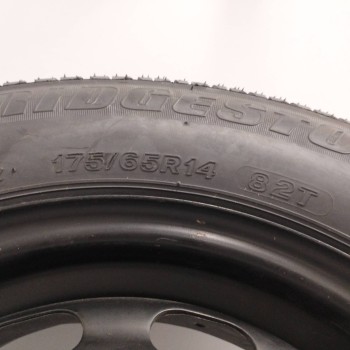 Recambio de neumatico repuesto para para varios modelos referencia OEM IAM  5,5JX14X47,5 4H 4X110