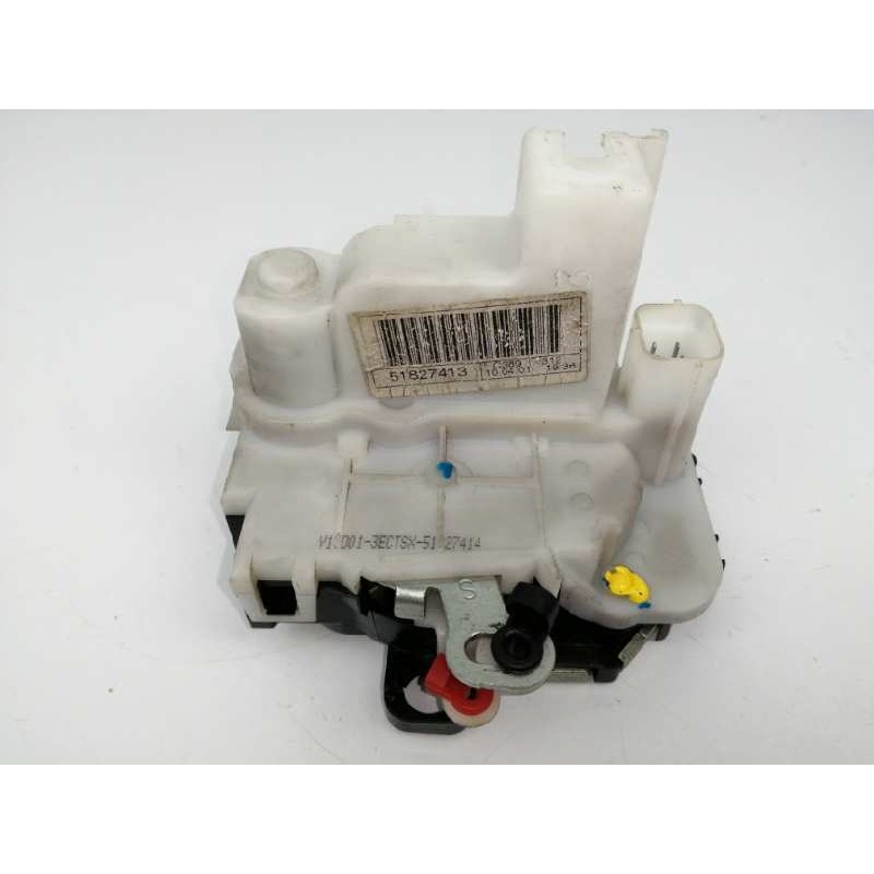 Recambio de cerradura puerta delantera izquierda para fiat nuova 500 (150) 1.2 cat referencia OEM IAM 51827413 51827413 