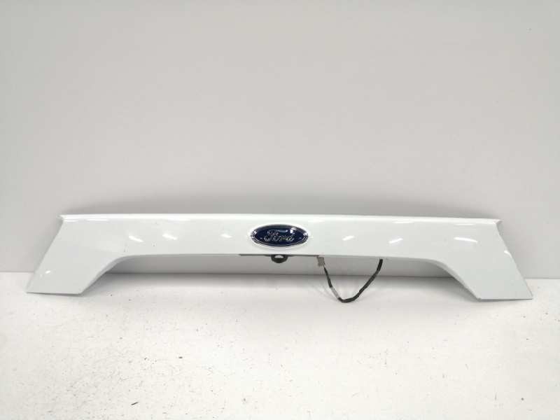 Recambio de moldura para ford kuga (cbs) referencia OEM IAM GJ54S43404A TRASERA PORTON BLANCO OBSERVAR FOTOS