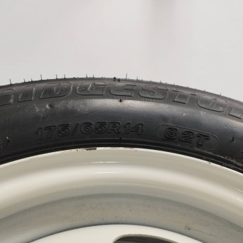 Recambio de neumatico repuesto para para varios modelos referencia OEM IAM RRC116970 5,5JX14 4H 4X100