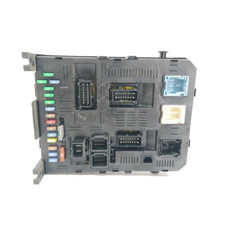 Recambio de caja reles / fusibles para citroën c4 berlina 1.6 16v cat (nfu / tu5jp4) referencia OEM IAM 9660105980  