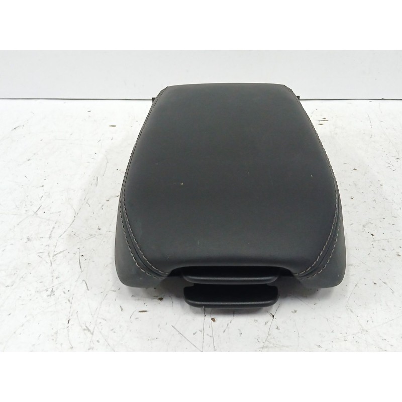 Recambio de apoyabrazos central para nissan qashqai iii (j12) 1.3 dig-t referencia OEM IAM 969206UN0A  