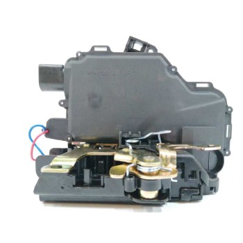 Recambio de cerradura puerta trasera izquierda para volkswagen bora berlina (1j2) referencia OEM IAM 3B4839015  