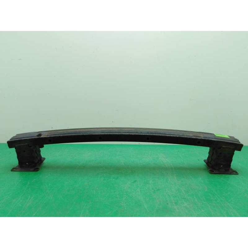 Recambio de refuerzo paragolpes delantero para peugeot 207 1.6 16v hdi referencia OEM IAM   