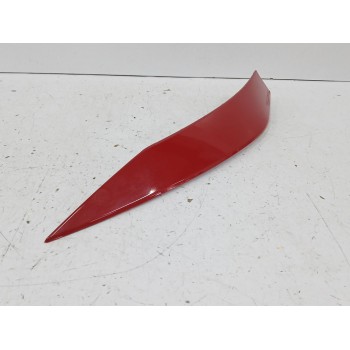 MOLDURA BAJO FARO IZQUIERDO 7650U100 