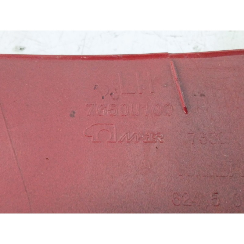 MOLDURA BAJO FARO IZQUIERDO