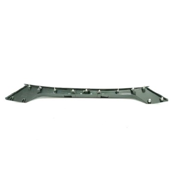Recambio de moldura para ford kuga (cbs) referencia OEM IAM GJ54S43404A TRASERA PORTON NEGRO