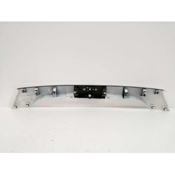 Recambio de moldura para ford kuga (cbs) referencia OEM IAM GJ54S43404A TRASERA PORTON BLANCO PERLA OBSERVAR FOTOS