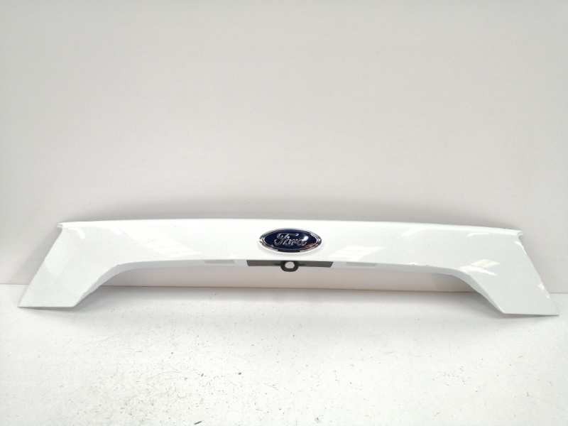 Recambio de moldura para ford kuga (cbs) referencia OEM IAM GJ54S43404A TRASERA PORTON BLANCO