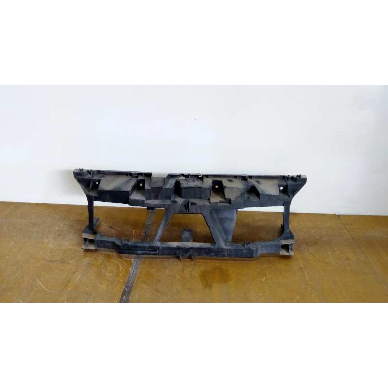 Recambio de panel frontal para renault scenic ii confort dynamique referencia OEM IAM   