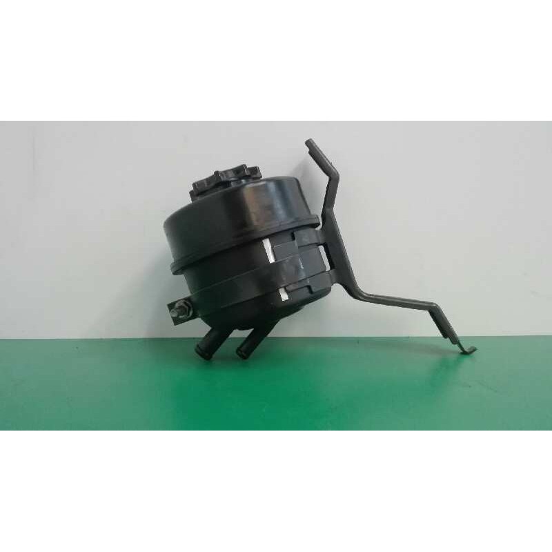 Recambio de deposito servo para iveco daily ka 2.3 diesel cat referencia OEM IAM   