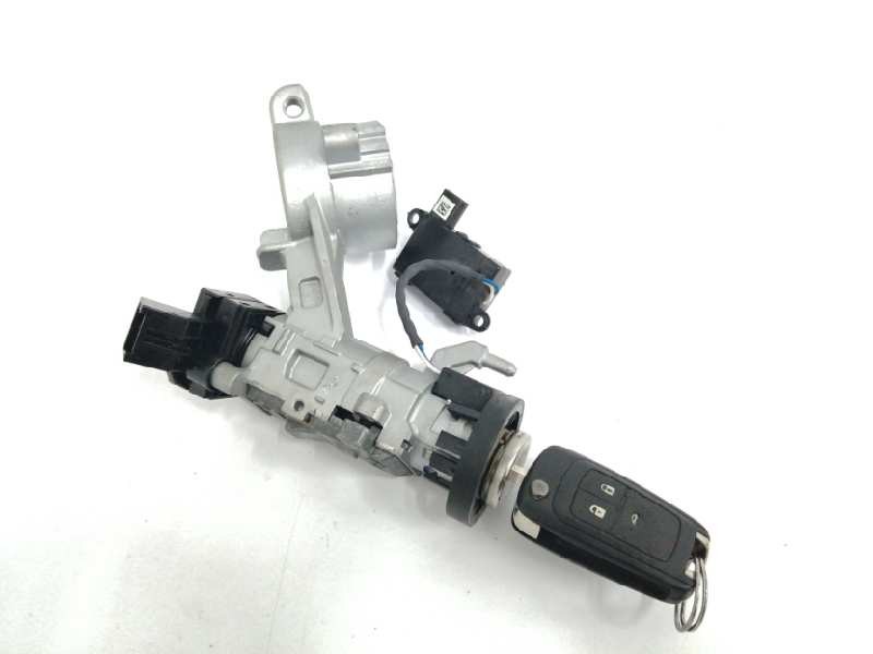 Recambio de antirrobo para opel insignia berlina 2.0 cdti cat referencia OEM IAM 25799293 91990110481 Recambio de antirrobo para opel insignia berlina 2.0 cdti cat referencia OEM IAM 25799293 91990110481