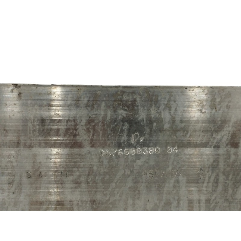 REFUERZO PARAGOLPES DELANTERO