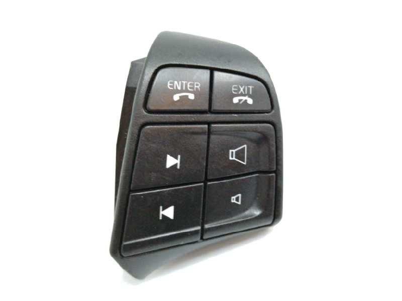 Recambio de mando volante para volvo xc70 2.4 diesel cat referencia OEM IAM 30739640  