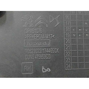 Recambio de guarnecido puerta trasera derecha para citroën c3 aircross 1.2 12v e-thp / puretech referencia OEM IAM T0523022 1744