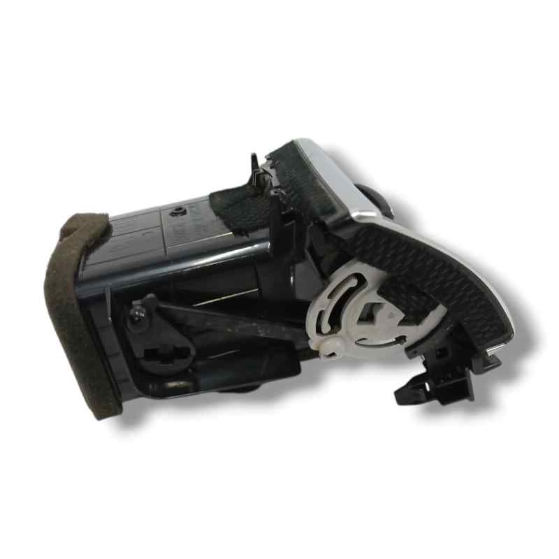 REJILLA AIREADORA DELANTERA DERECHA