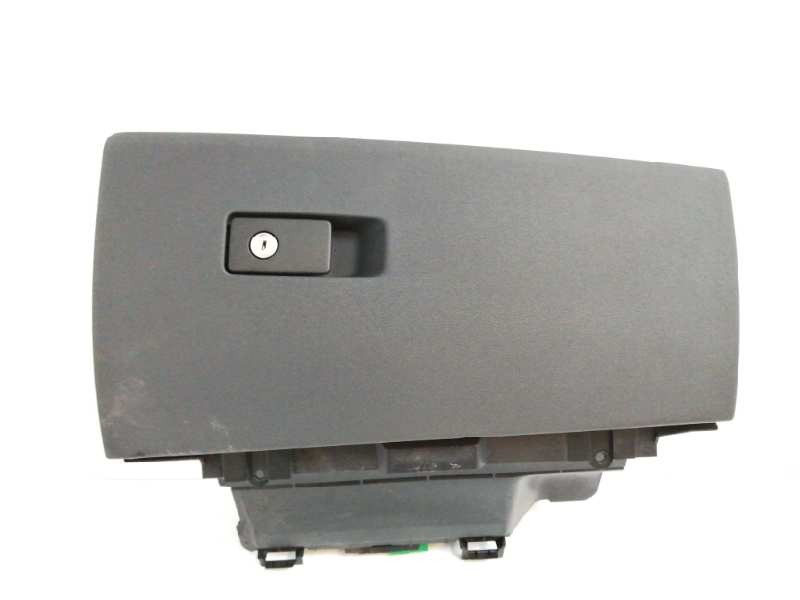 Recambio de guantera para volvo xc70 2.4 diesel cat referencia OEM IAM 30676278 Recambio de guantera para volvo xc70 2.4 diesel cat referencia OEM IAM 30676278
