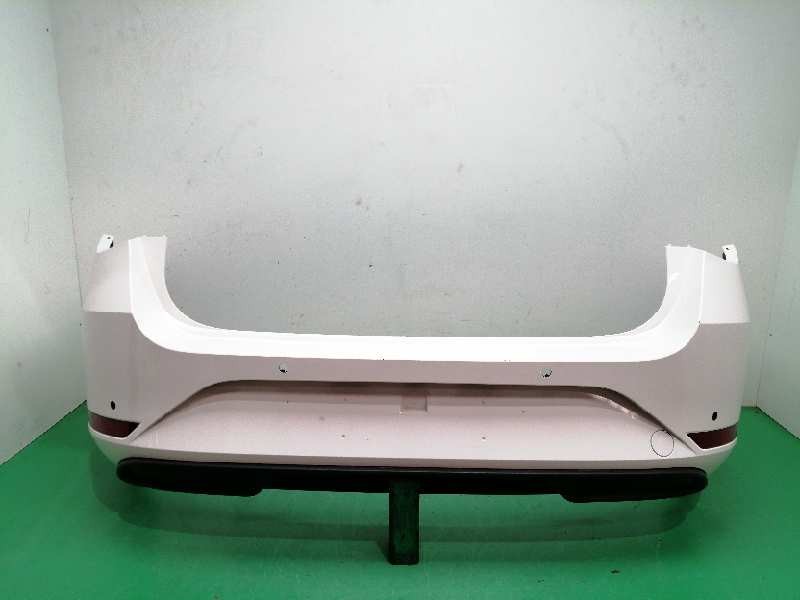 Recambio de paragolpes trasero para seat leon sportstourer (kl8) 2.0 tdi referencia OEM IAM 5FE807417 5FE807421 