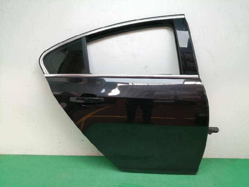 Recambio de puerta trasera derecha para opel insignia berlina 2.0 cdti cat referencia OEM IAM 13274123  
