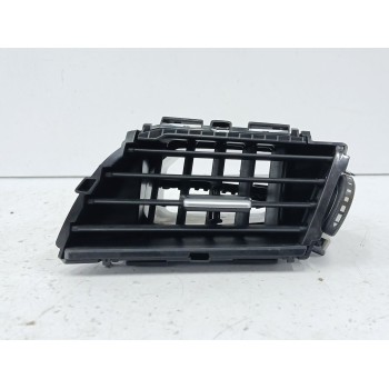 Recambio de rejilla aireadora para nissan qashqai iii (j12) 1.3 dig-t referencia OEM IAM 687606RR1A  