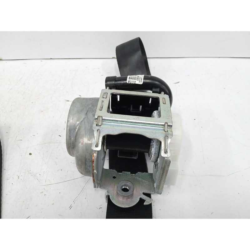 CINTURON SEGURIDAD TRASERO DERECHO