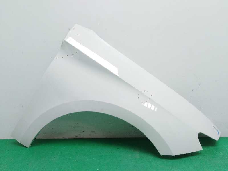 Recambio de aleta delantera derecha para seat leon sportstourer (kl8) 2.0 tdi referencia OEM IAM 5FA82106 OBSERVAR FOTOS 