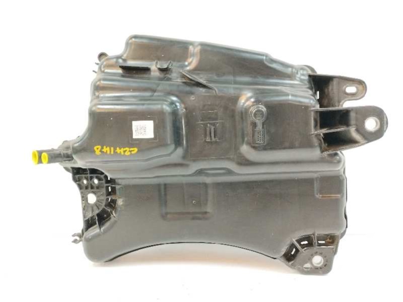 Recambio de deposito adblue para seat leon sportstourer (kl8) 2.0 tdi referencia OEM IAM 5Q0131877T 5Q0131969E 0444040022