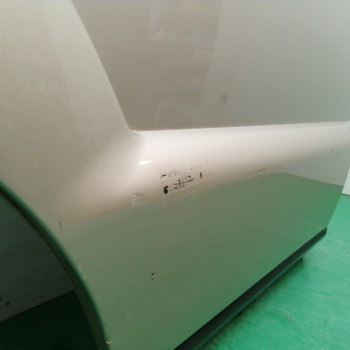 Recambio de puerta trasera derecha para kia sportage 2.0 turbodiesel cat referencia OEM IAM  OBSERVAR FOTOS 