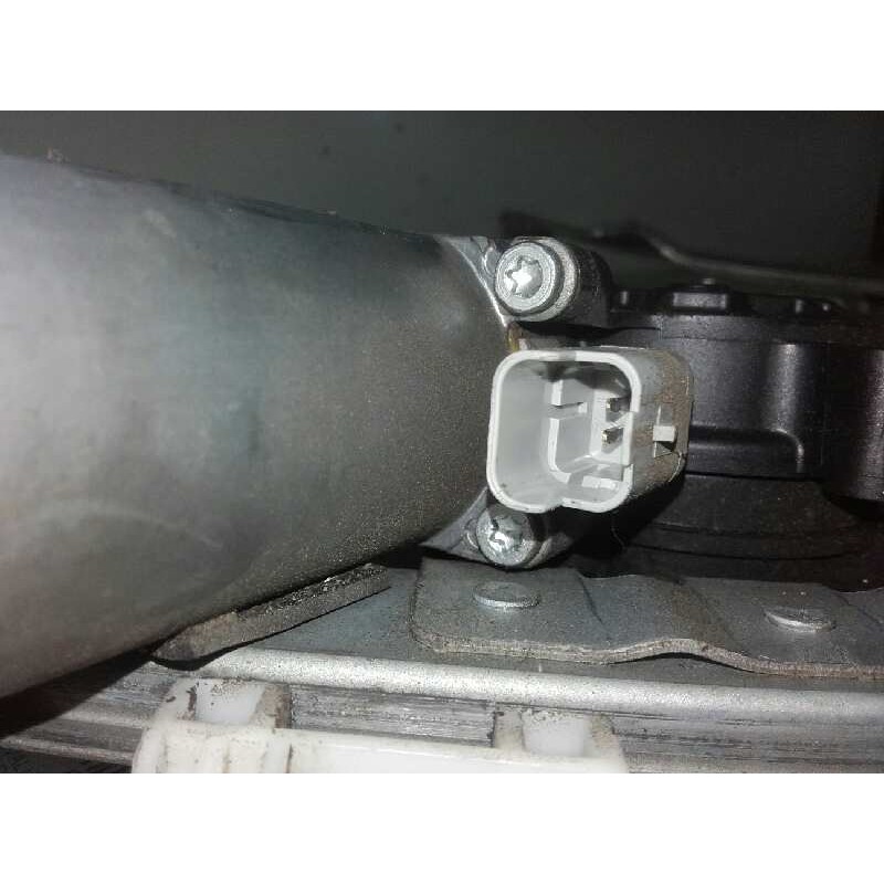 ELEVALUNAS DELANTERO IZQUIERDO 9221G0