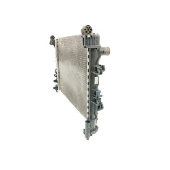 Recambio de radiador agua para chevrolet aveo berlina hatchback 1.4 cat referencia OEM IAM 622828  